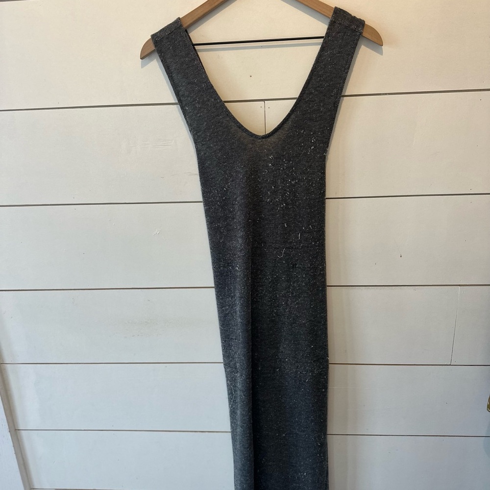 Elegant Gray Sleeveless Dress